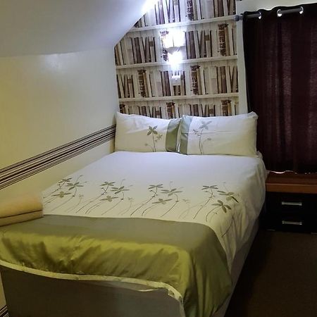 Portsmouth Budget Hotels - All Rooms Are En-Suite Bagian luar foto