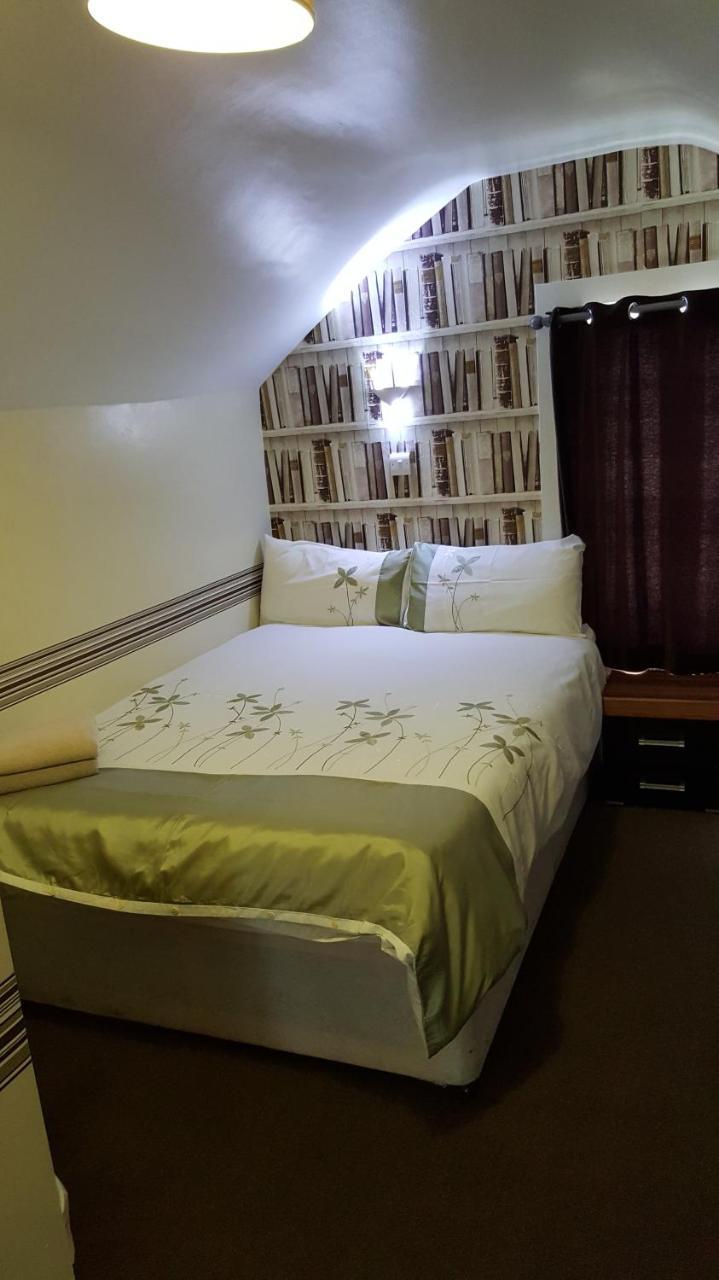 Portsmouth Budget Hotels - All Rooms Are En-Suite Bagian luar foto
